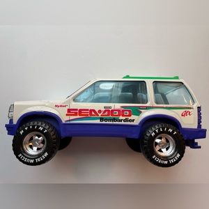 Vintage Nylint Sea-do plastic SUV. Made in USA